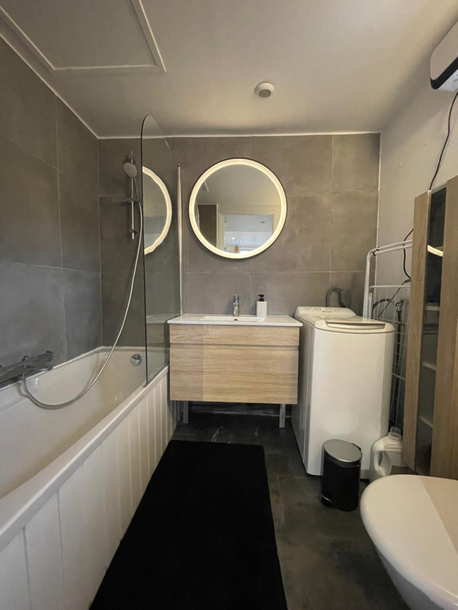 Gite Le Duplex - 5Min De La Gare Vers Lille-Lens-Arras Phalempin Екстериор снимка